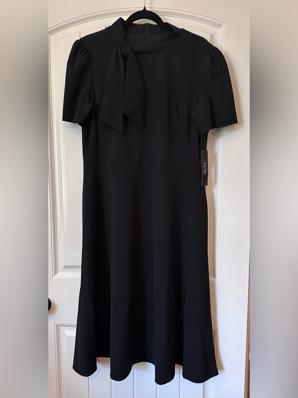 Ivy + Blu Black Tie-Neck Fit & Flare Midi Dress – Size 14 – NWT